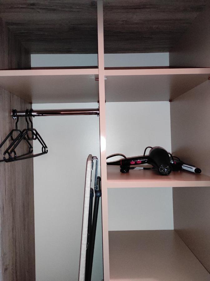 Tranquil Apartment In Vake Tbilisi Ngoại thất bức ảnh