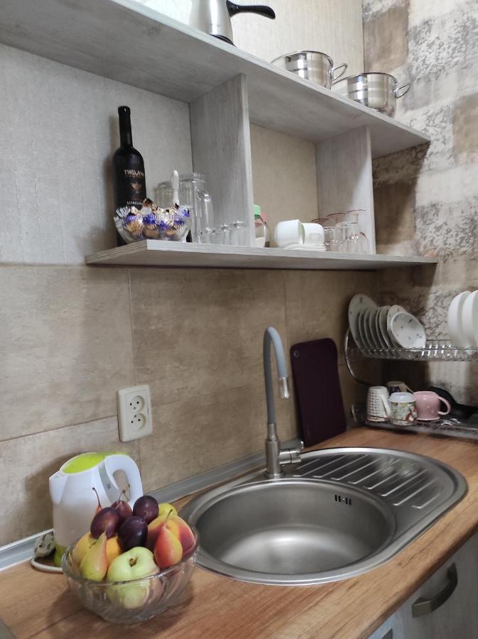 Tranquil Apartment In Vake Tbilisi Ngoại thất bức ảnh