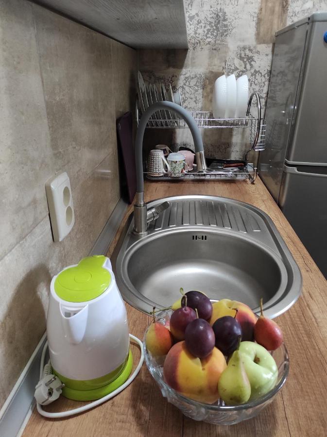 Tranquil Apartment In Vake Tbilisi Ngoại thất bức ảnh